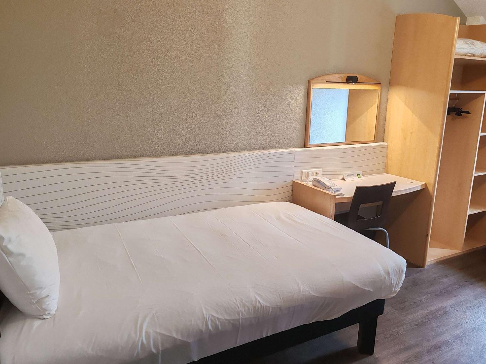 מלון Ibis Styles Paris פואסי מראה חיצוני תמונה